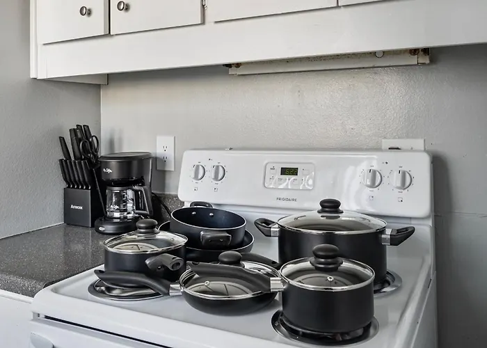 Apartment Modern 1b1b Escape In